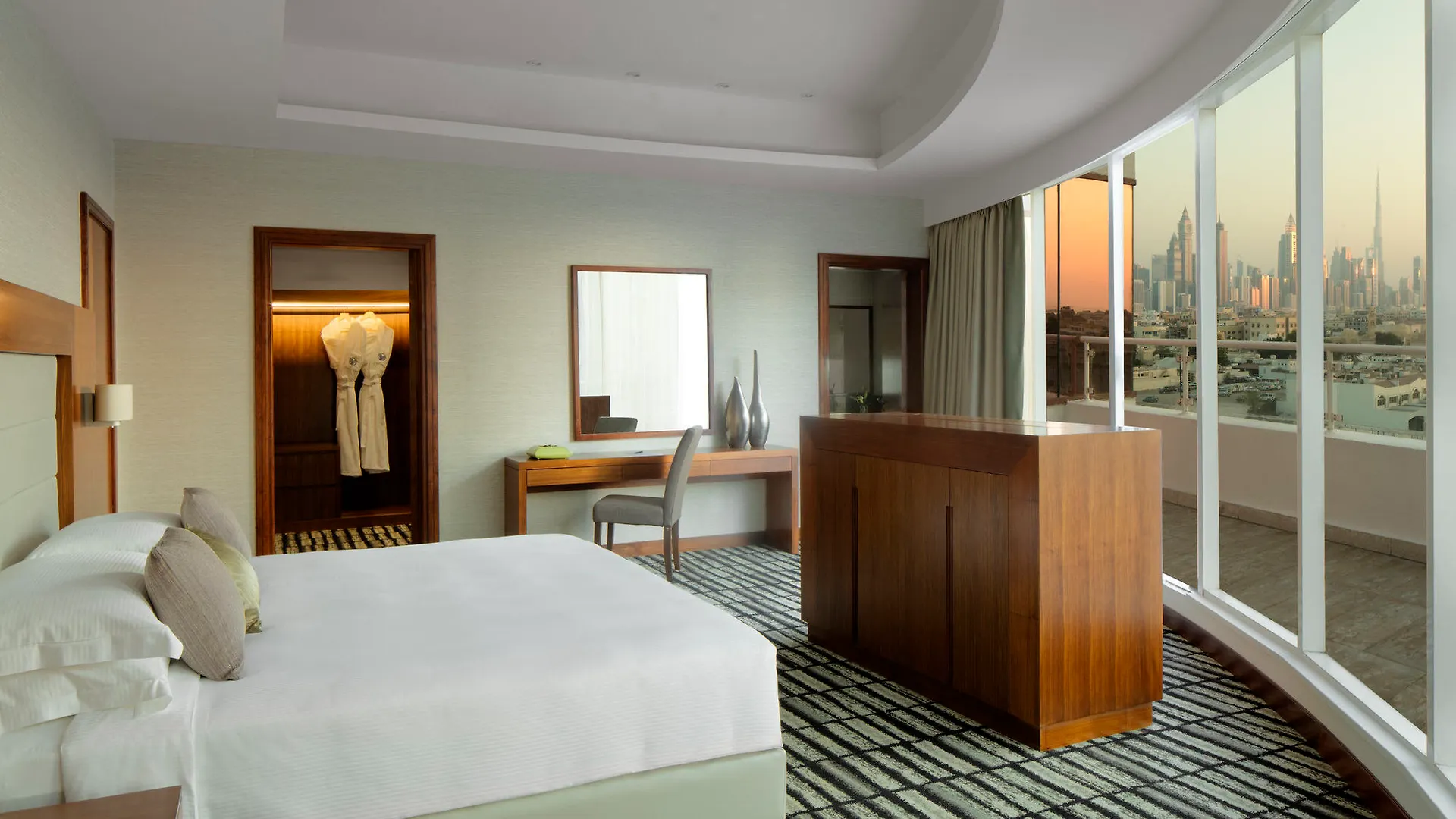 Jumeira Rotana - Dubai
